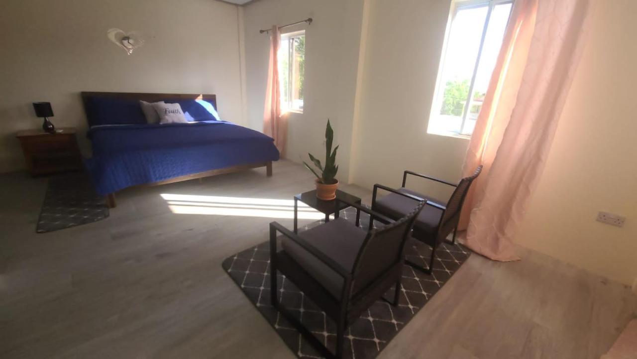 Tranquility Suites- Feels Like Home Choiseul ภายนอก รูปภาพ